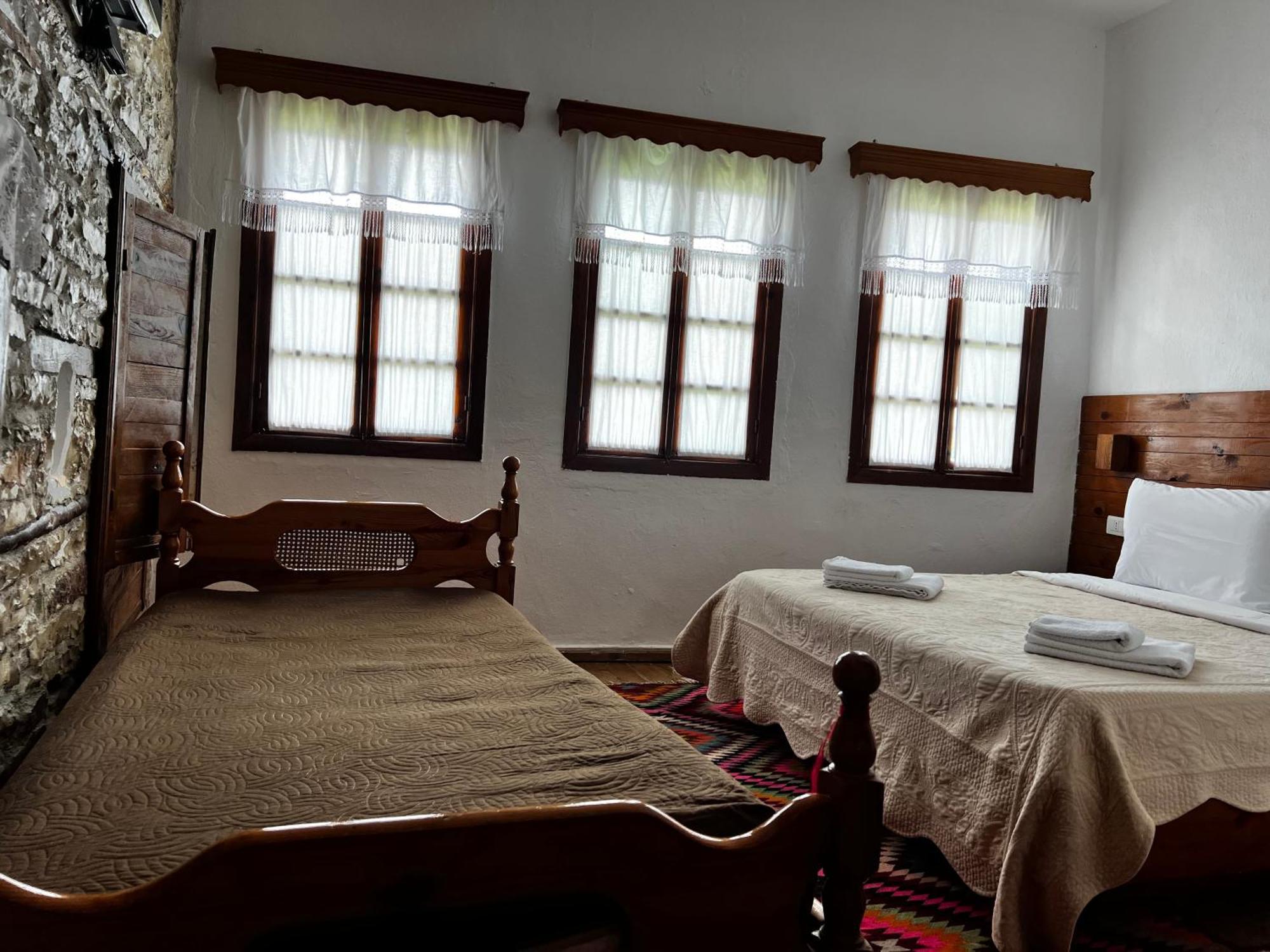 Guest House Salaria Αργυρόκαστρο Εξωτερικό φωτογραφία